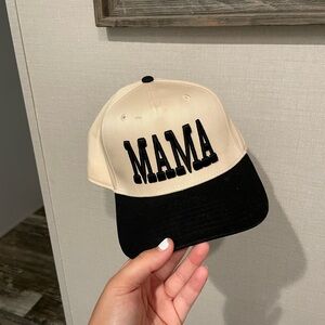 Women’s MAMA hat
